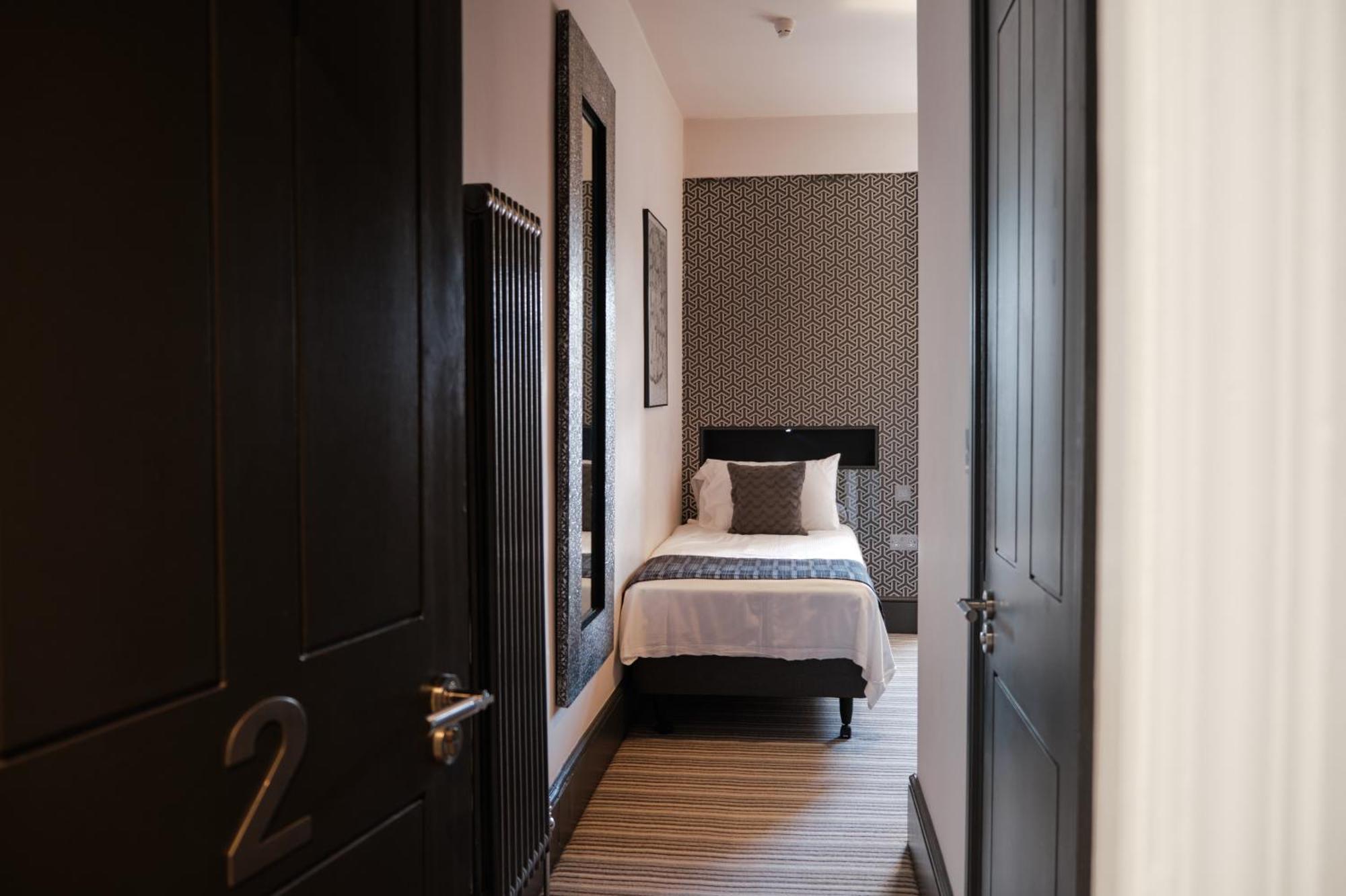 Rose And Crown Stoke Newington Hotell London Exteriör bild