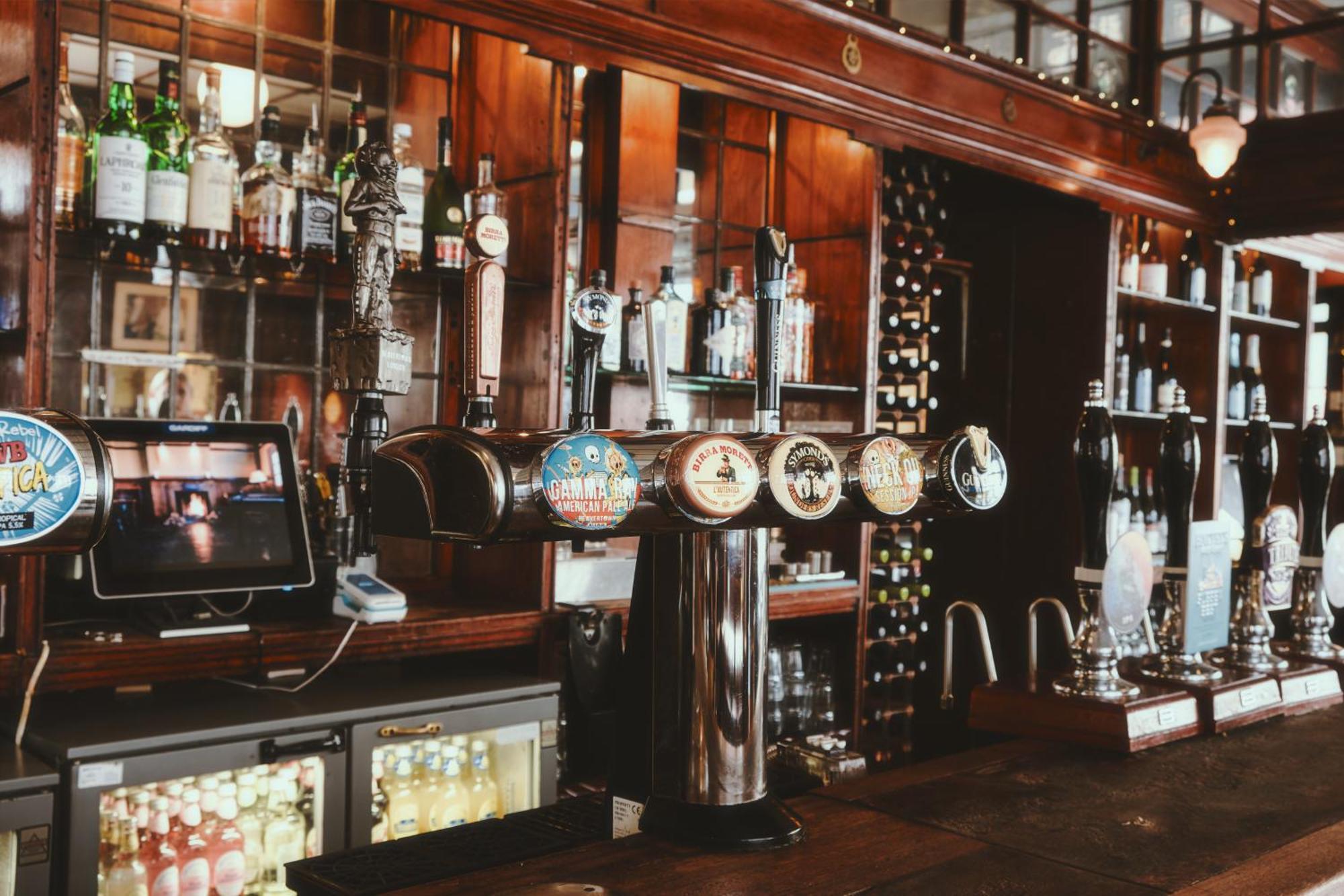 Rose And Crown Stoke Newington Hotell London Exteriör bild
