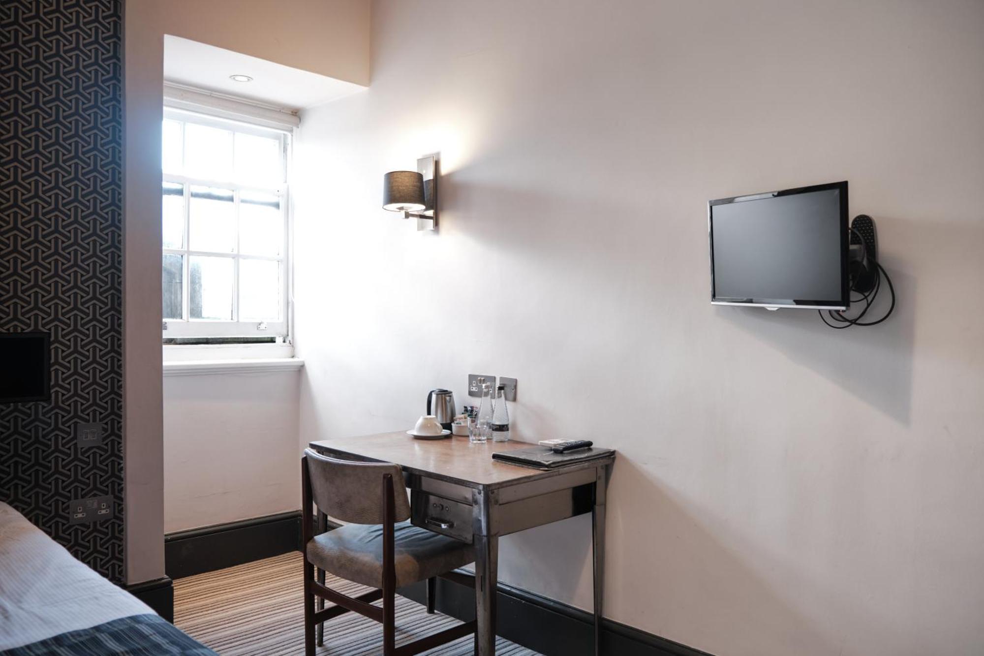 Rose And Crown Stoke Newington Hotell London Exteriör bild